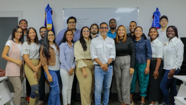 Promipyme culmina mentoría con participantes EmprendeLab 2025